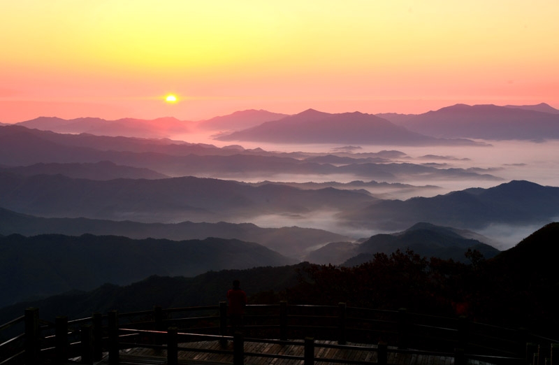일월산 해돋이전망대