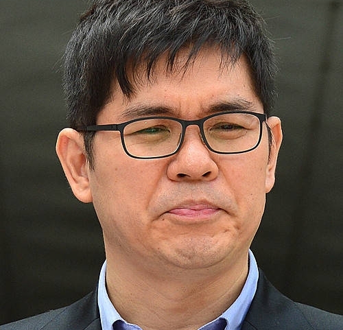 김용만 나이 프로필 키 결혼 부인 이남정 과거 리즈 불법 도박 아들