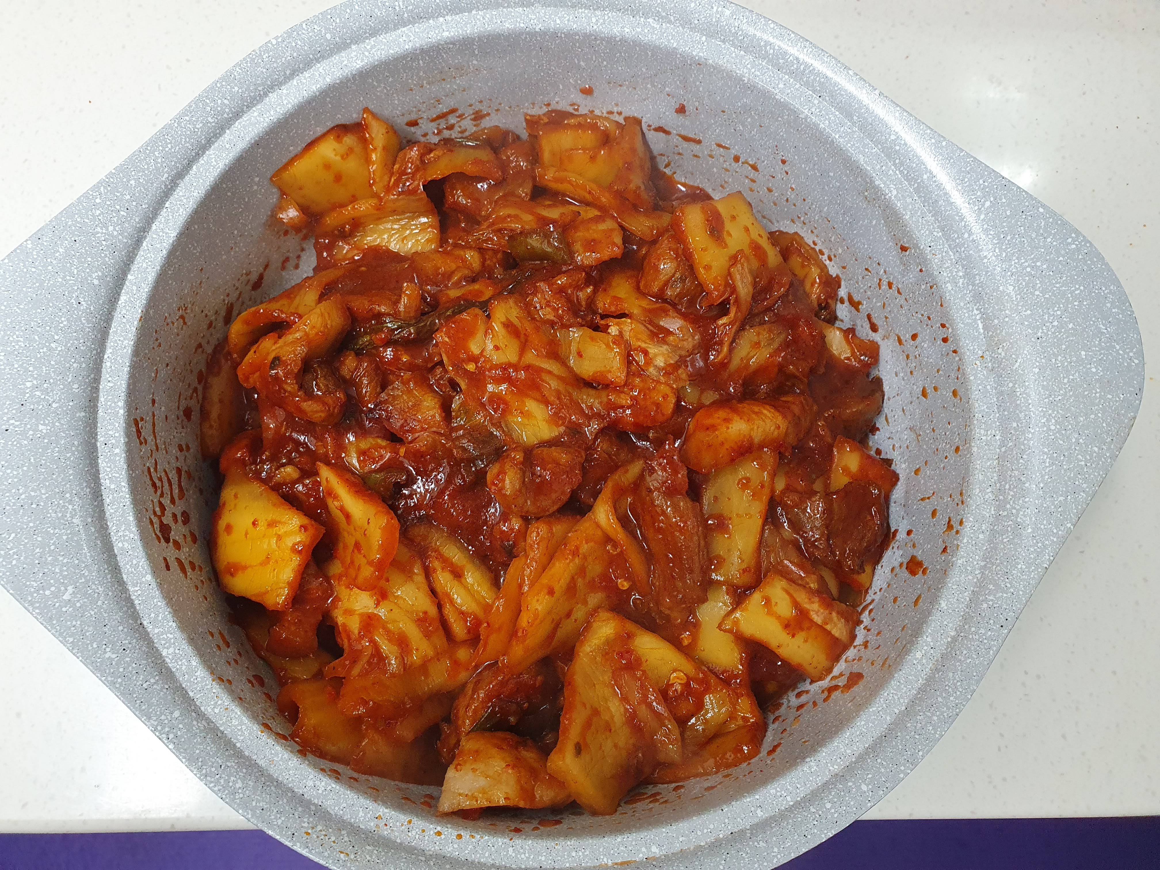 삼겹살 김치제육볶음