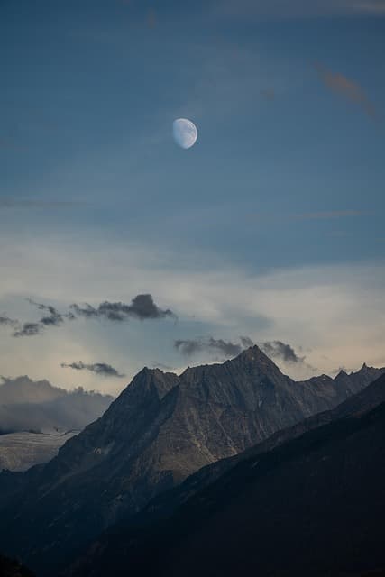"말이 씨가 된다" &ndash; 언어가 운명을 만드는가?