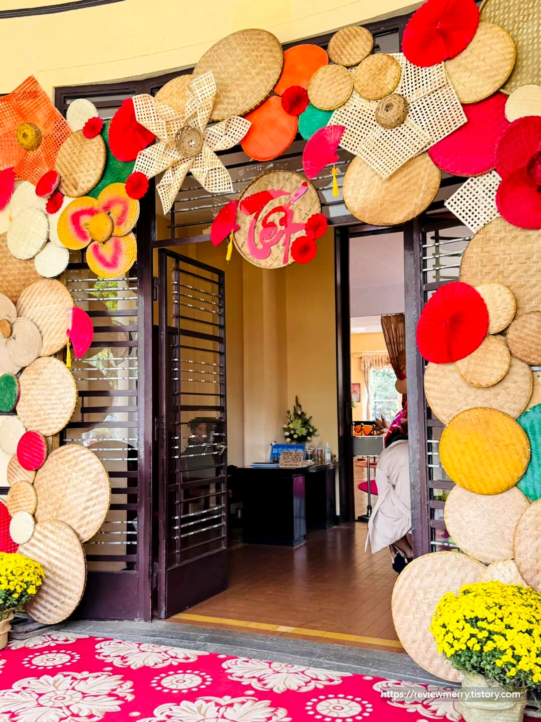 별장 들어가는 길