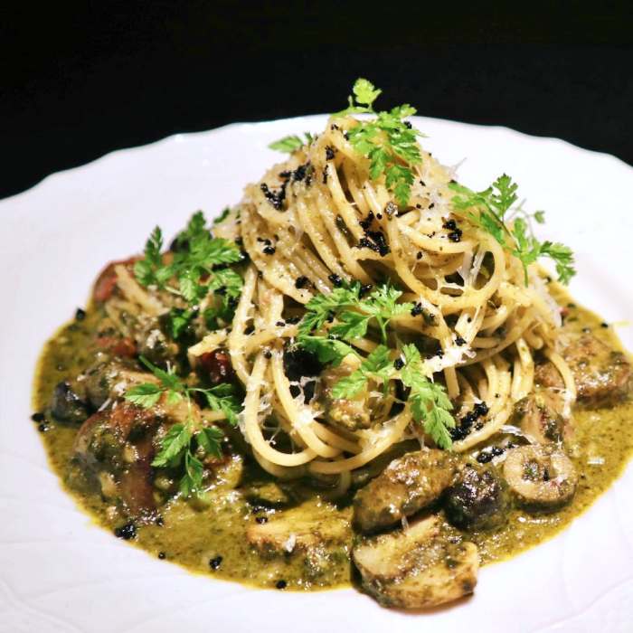 토요일은 밥이좋아 서울숲 성수 흑돼지 스테이크 맛집 제주 돼지 프렌치렉 바질 라자냐 레드향 카프레제 성게 우니 파스타 서울 핫플 6미 토밥 좋아 추천 방송정보