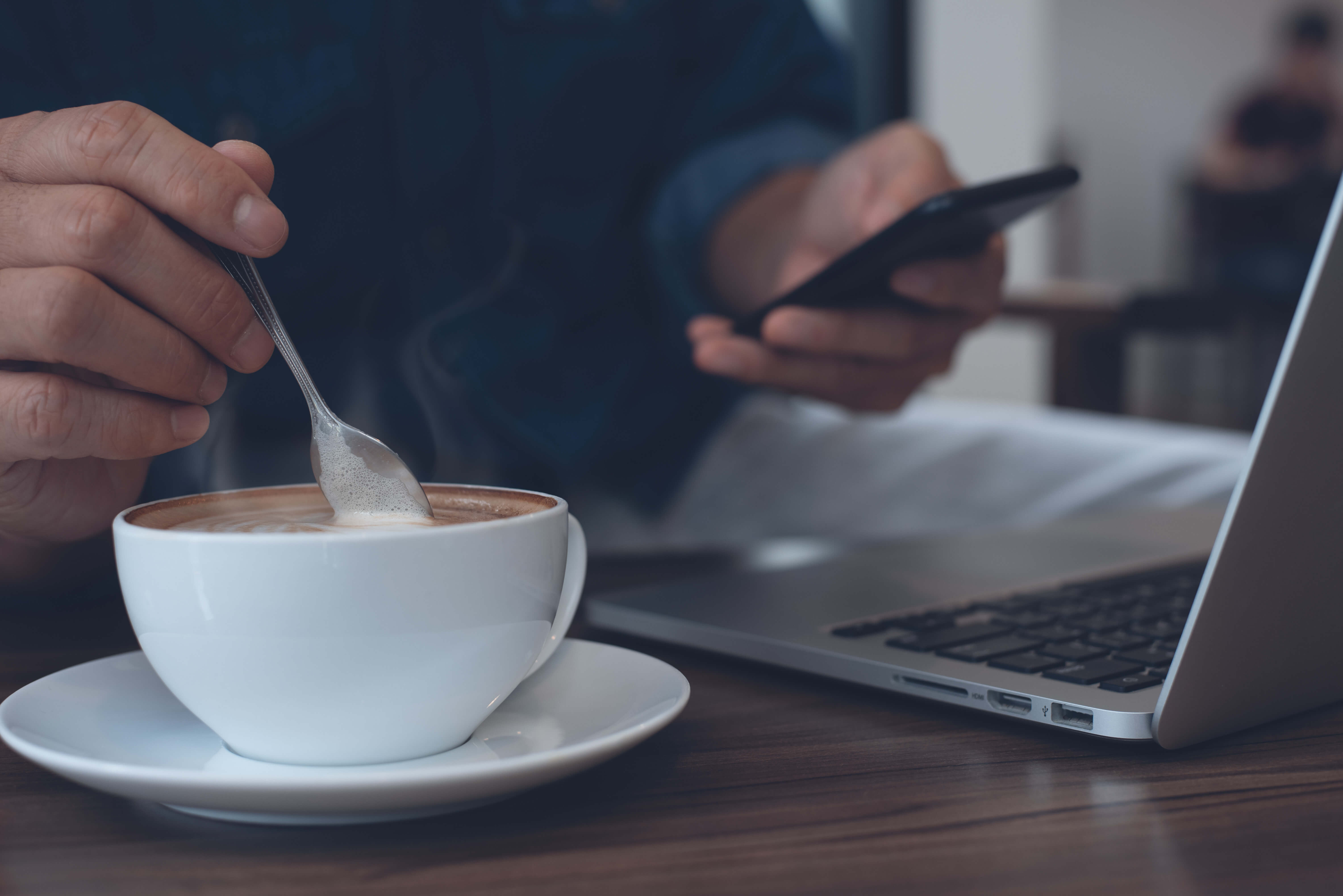 정보 과부하에서 벗어나는 법: 디지털 미니멀리즘이 필요한 이유