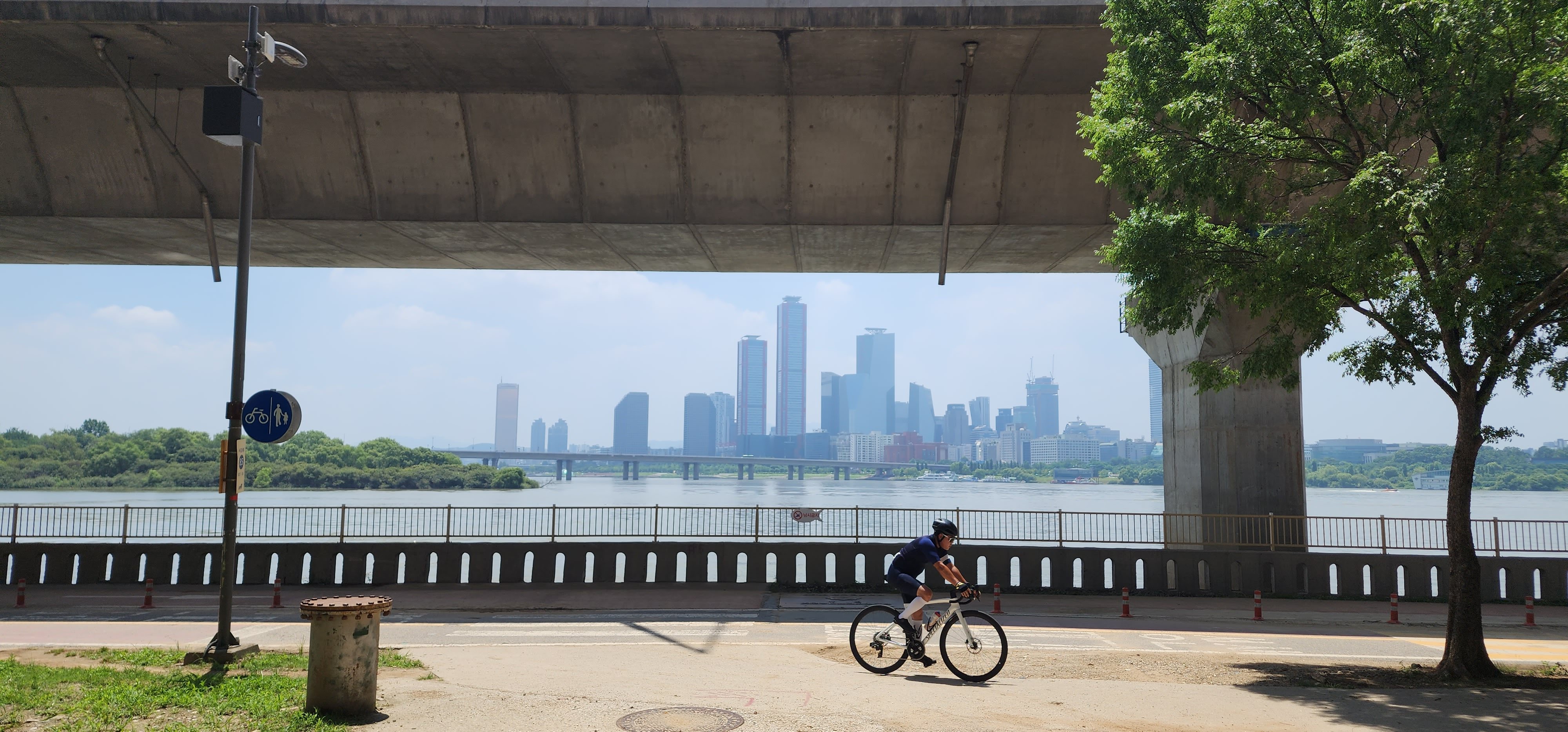 에이피알 사상 최대 실적·코스피 3420 회복·네이버 두나무 빅딜, 증권시장 격변