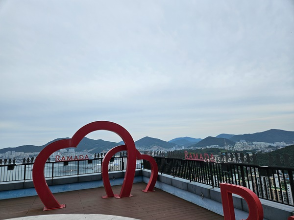 라마다호텔_루프탑