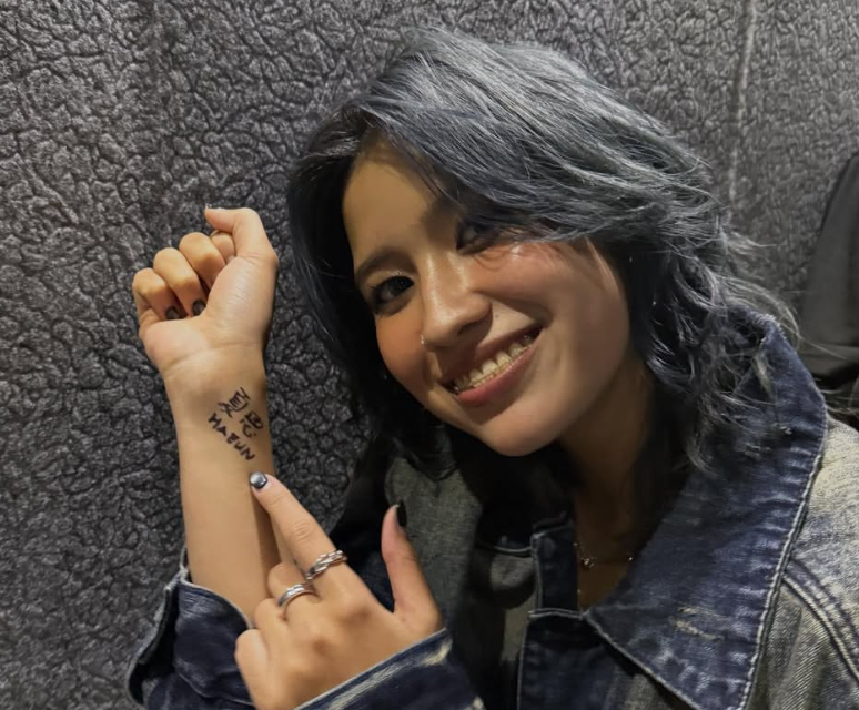 레이나(Leina) Moment