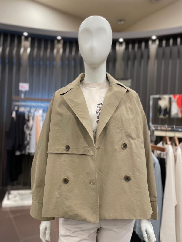 모스코나 테일러드더블뒤스트링숏점퍼 엑스코점 MOJA232Z1