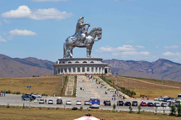 수크바토리 광장