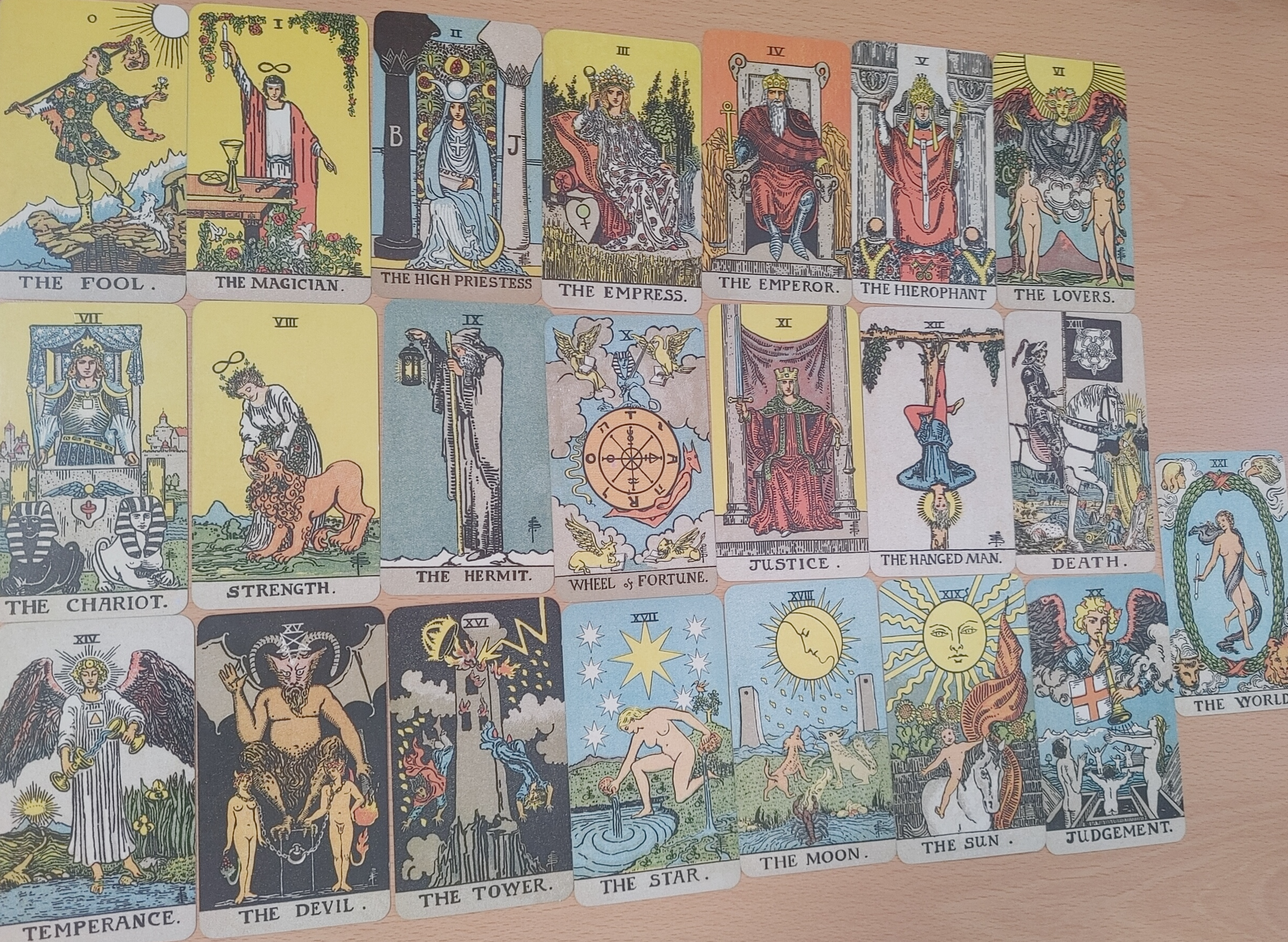 보더리스 스미스 웨이트 메이저 카드