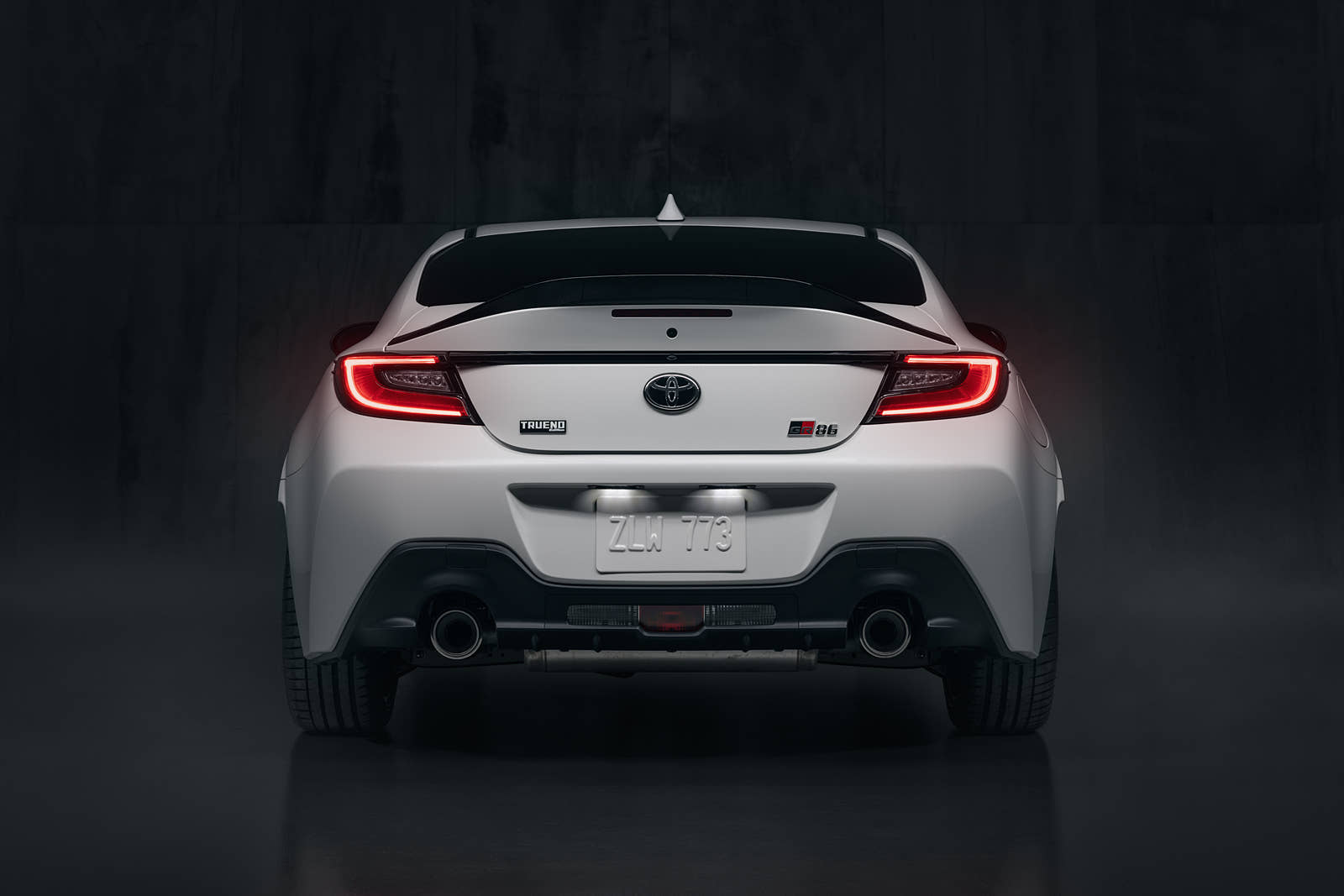 두부배달차 AE86의 40년 후배, 토요타 2024 GR86 트레노(TRUENO) 에디션 두부배달차 AE86의 40년 후배, 토요타 2024 GR86 트레노(TRUENO) 에디션
