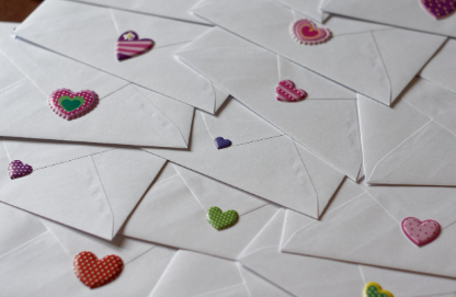 손 편지의 반격 – 디지털 시대의 감성 전성시대