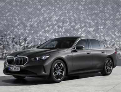 2025 BMW 5시리즈: 풀체인지 모델 정보, 가격, 연비, 그리고 경쟁 차종 비교분석