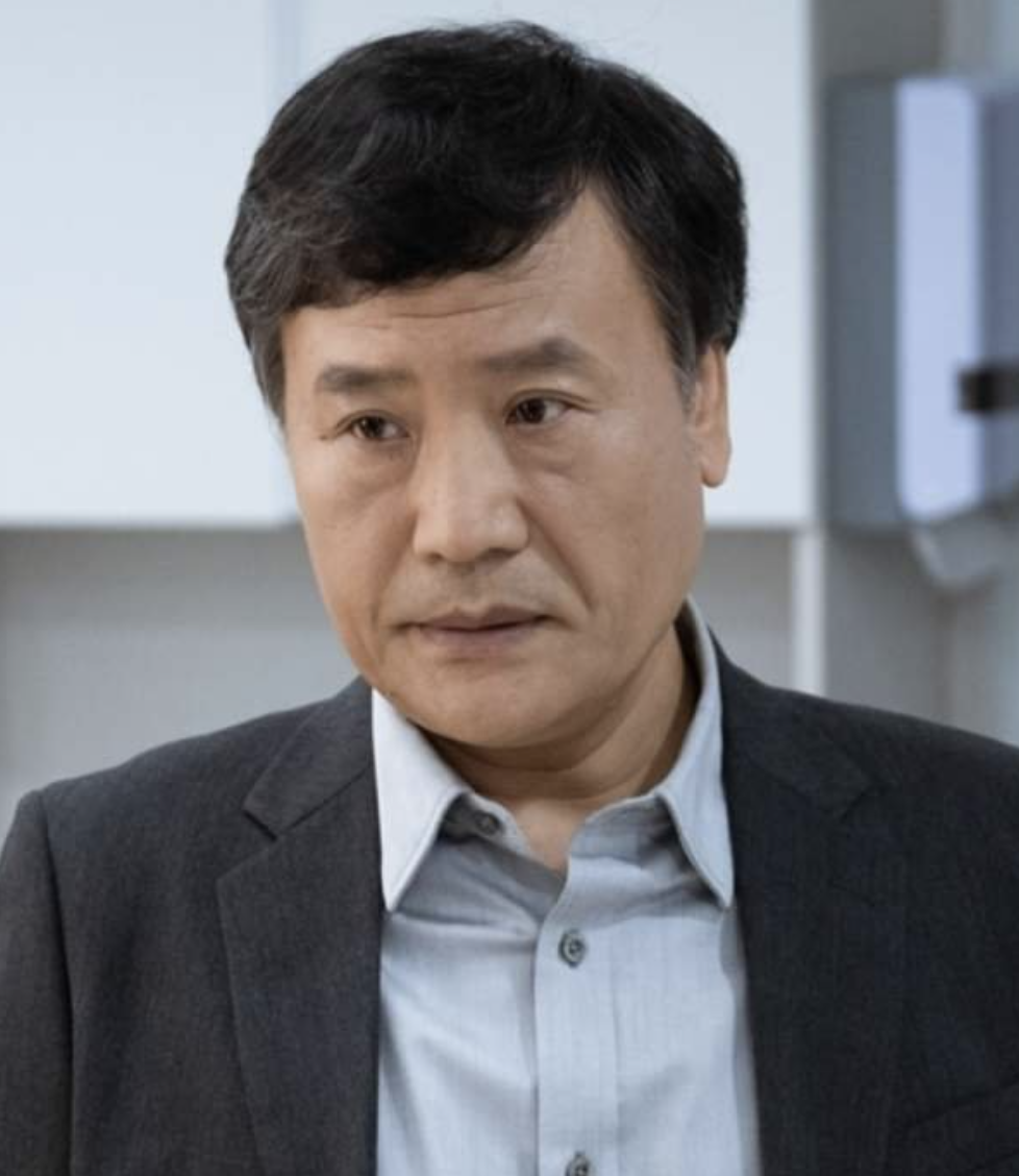 최홍일 연기
