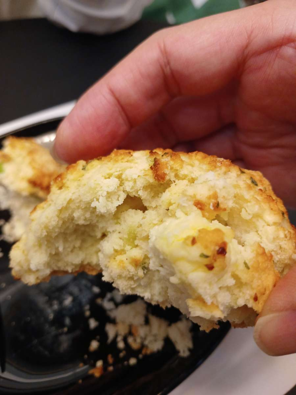 이케아 카페 치즈스콘