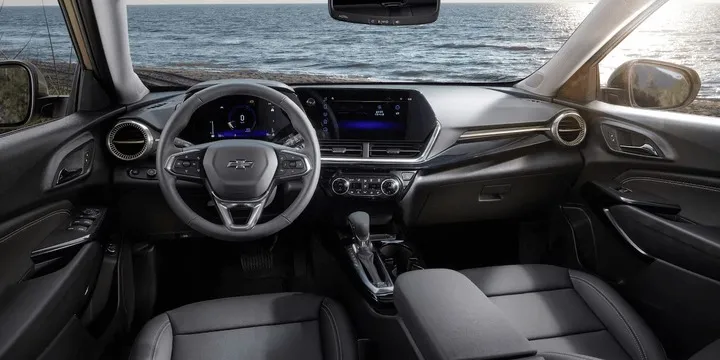 트랙스 크로스오버 실내