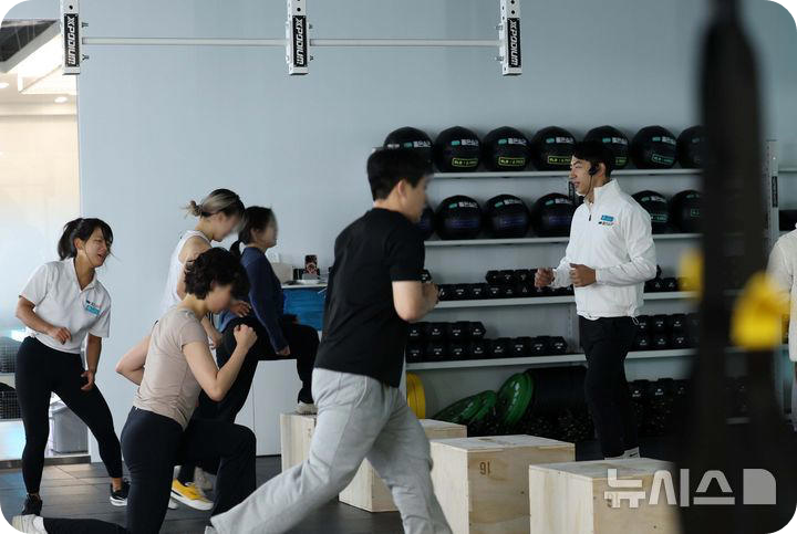 겨울철 무릎 건강 추천 운동