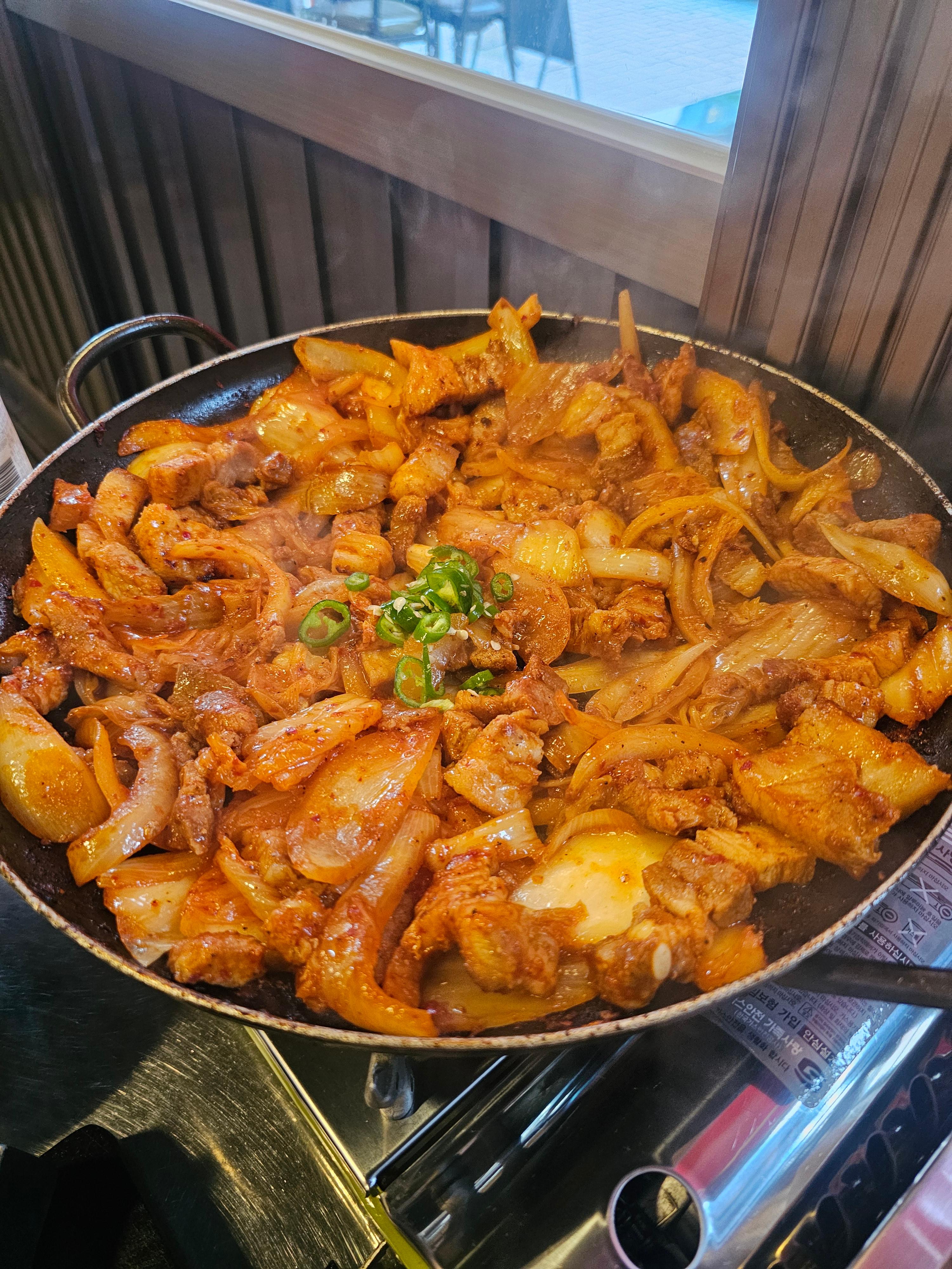 小 돼지김치구이