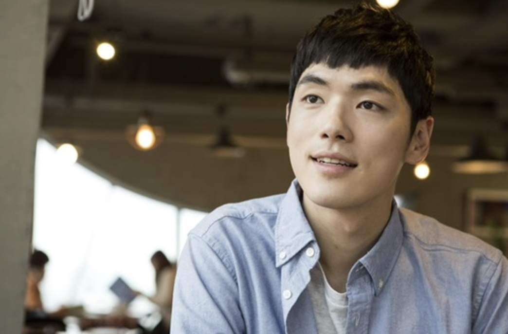 배우 김정현