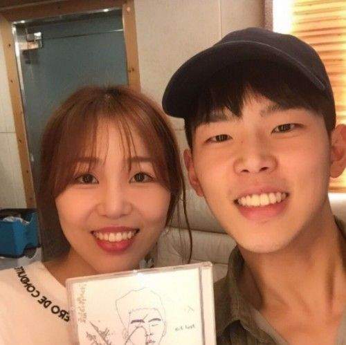 폴킴 결혼 발표 아내