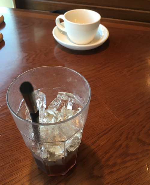 아웃백-공항점-커피-녹차