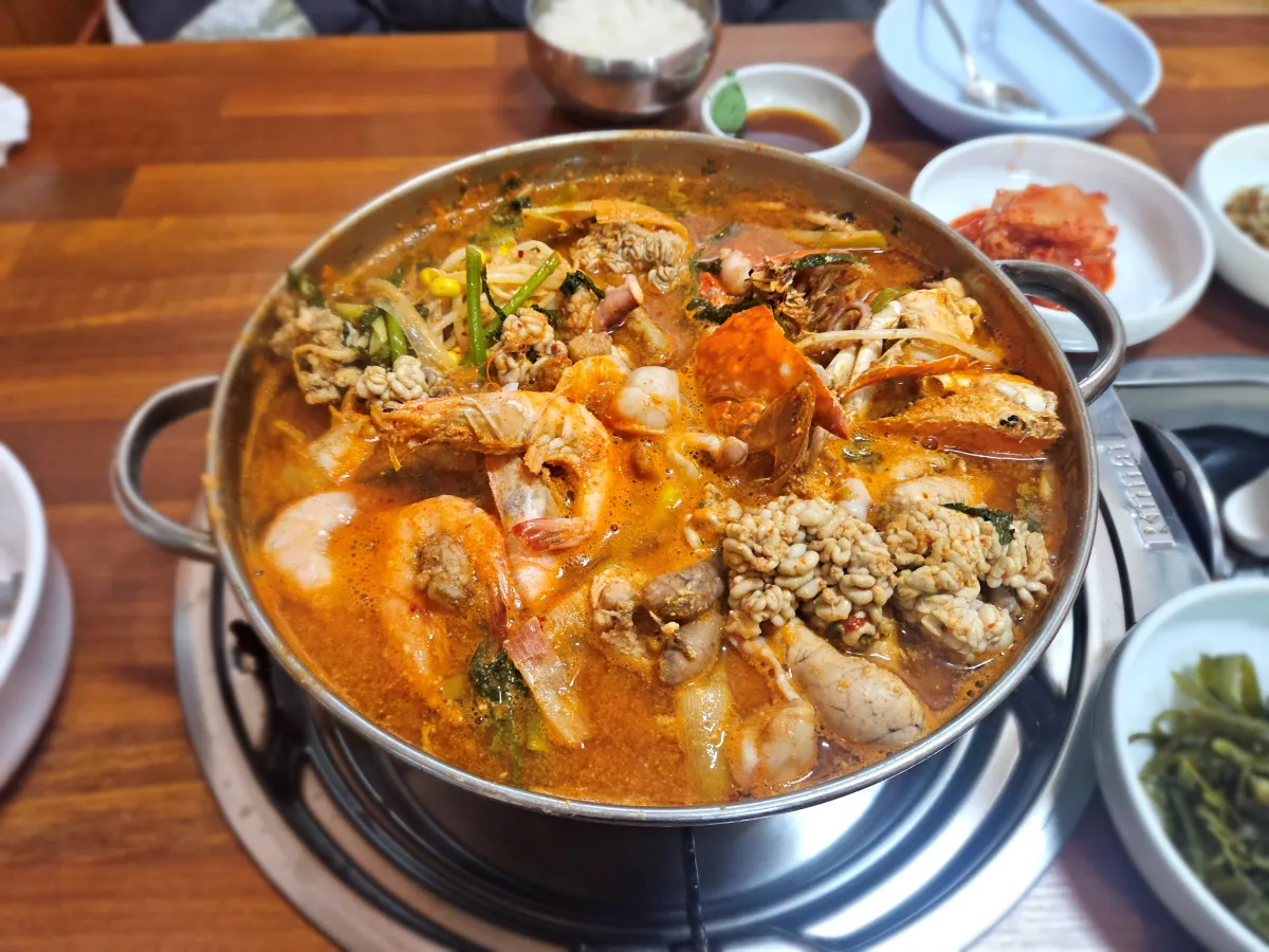 강원도-속초-계림해물탕-재료들