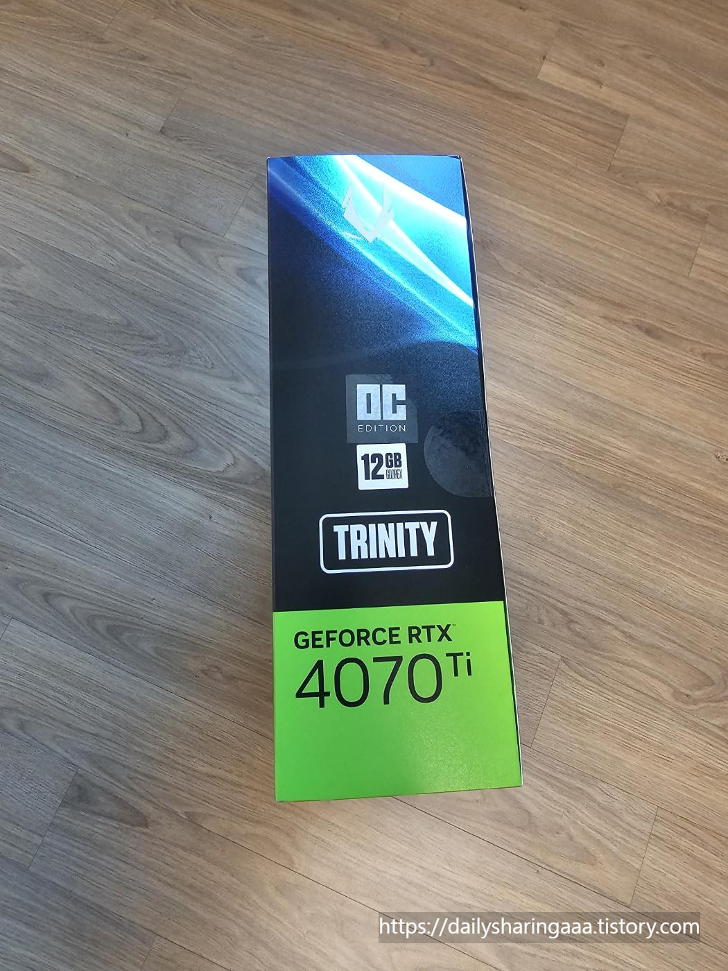 ZOTAC_RTX4070Ti_Trinity_OC_D6X_12GB_패키징2