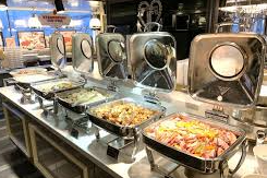 한강 크루즈 뷔페: 로맨틱한 서울 야경과 미식 여행