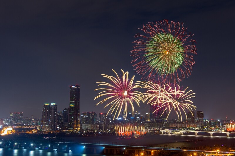 2024서울세계불꽃축제-불꽃이미지