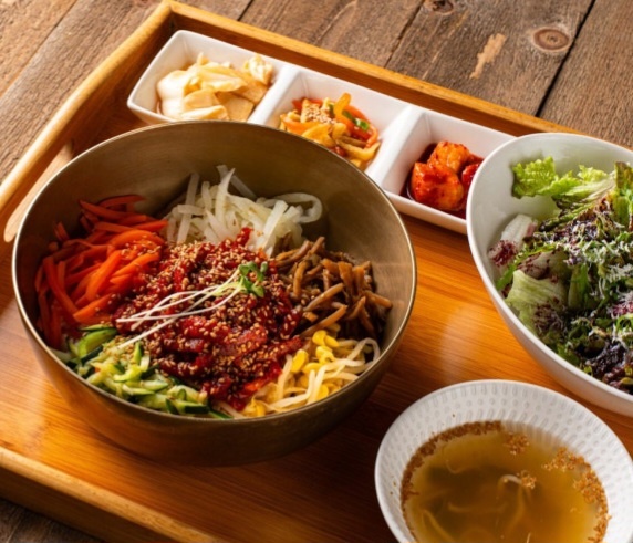 생생정보 믿고 떠나는 스타의 고장 박남정 함안 한식 맛집