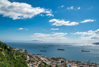 지브리 작품이 담아낸 전쟁과 평화의 이야기