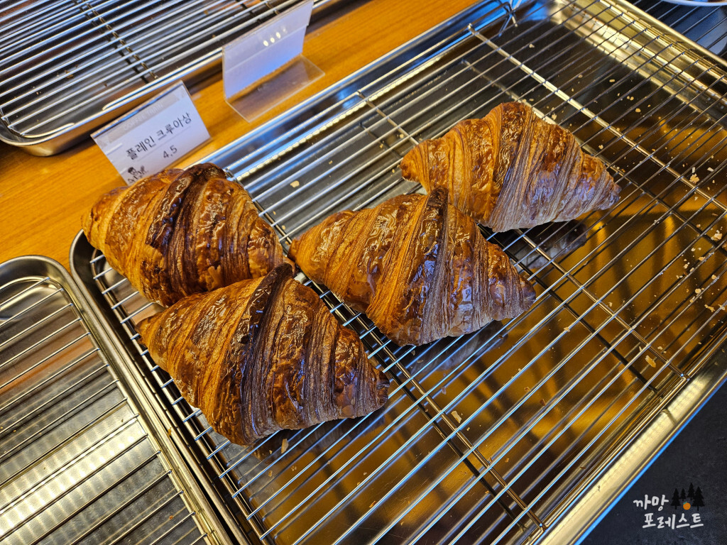 커피트레인 빵