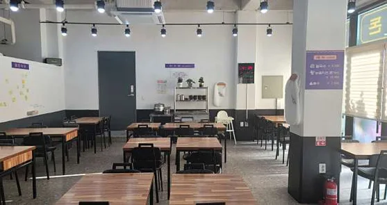만경강뚝방길손칼국수
