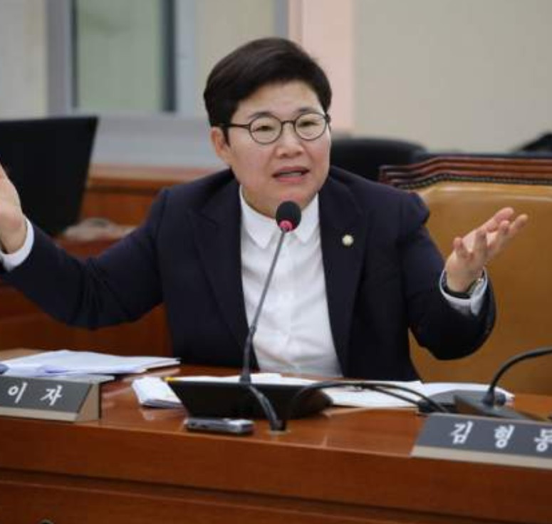 임이자 정치 입문