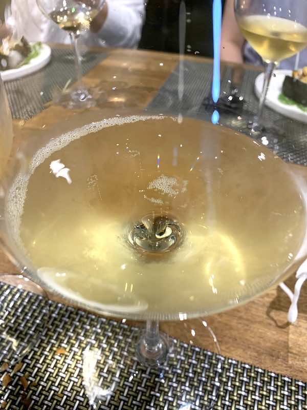 Champagne Pierre Gerbais L'Osmose Extra Brut NV의 색