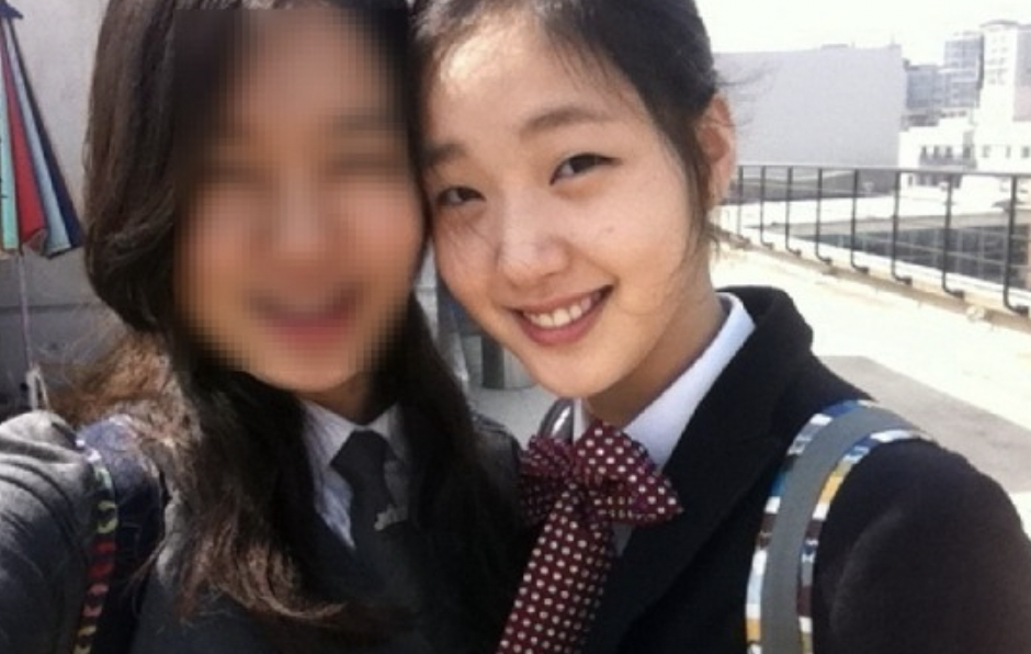 배우 김고은
