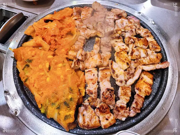 토요일은 밥이좋아 군포 당동 된장박이 삼겹살 맛집 생삼겹 통삼겹 된장에 넣어 숙성 나만 알고싶은 현지인 추천 토밥 좋아 방송정보