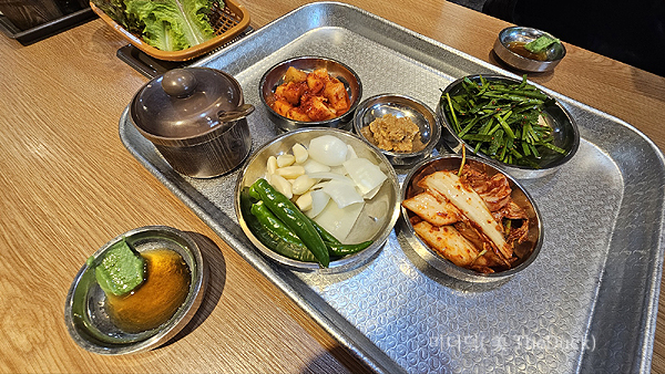 김해_돼지국밥_함안가마솥국밥_수육백반