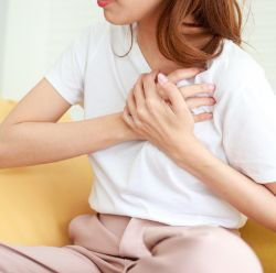 지금 혈압 꼭 체크 하세요_심혈관 질환 증상