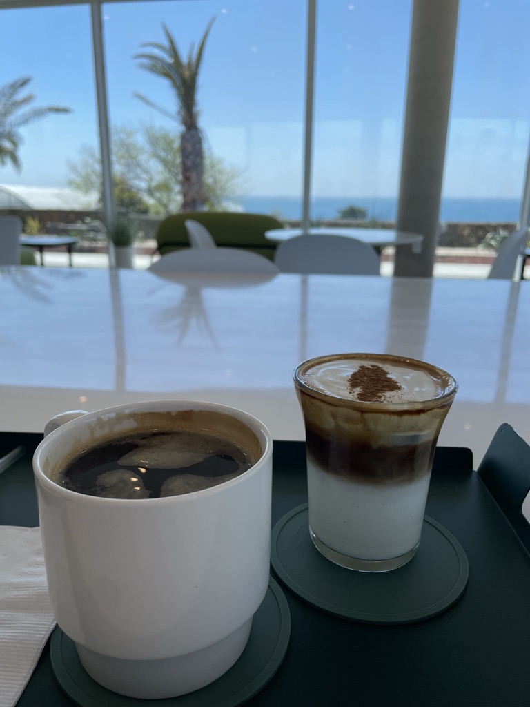 사우스쇼어 아메리카노와 라떼