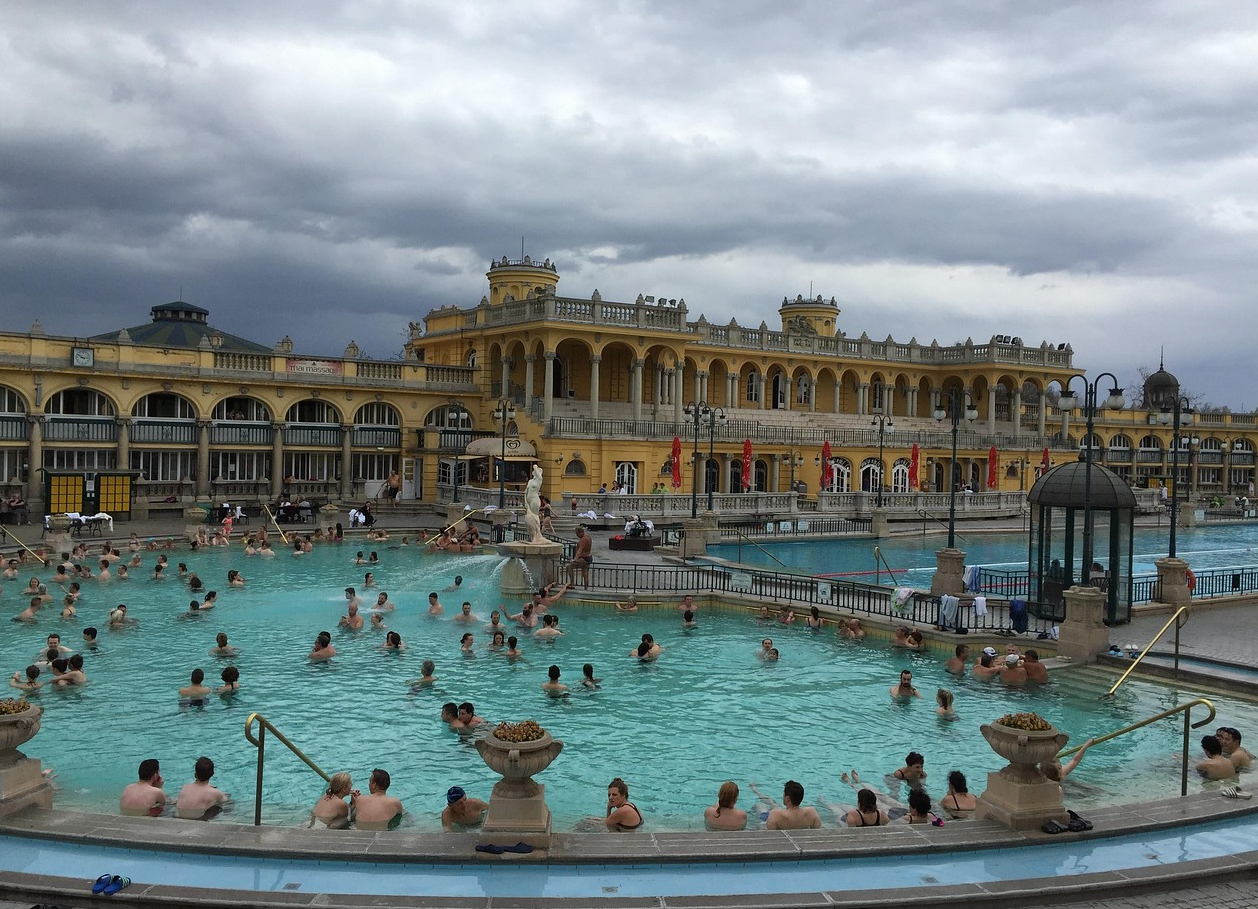 세체니 온천 사진