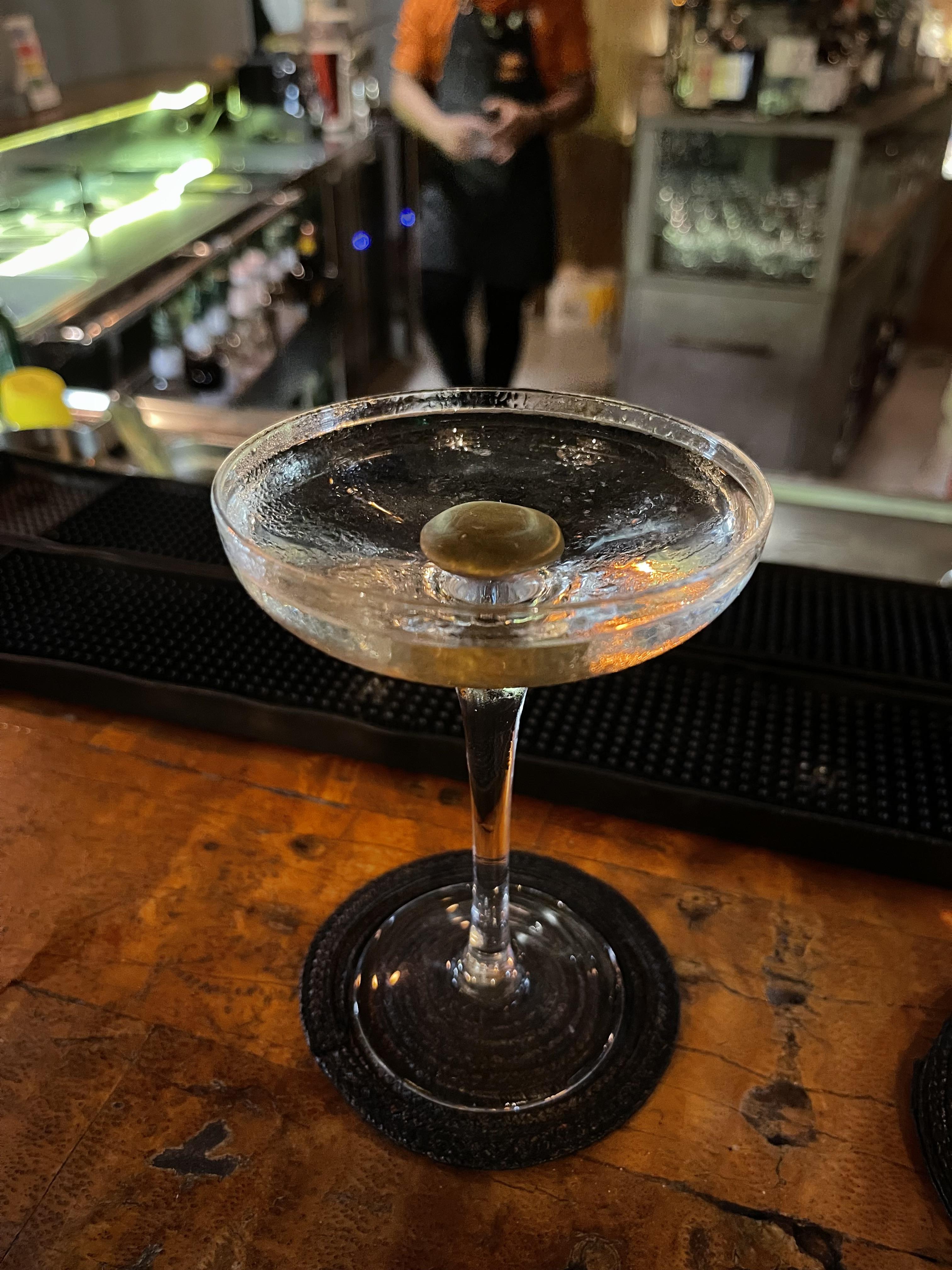 Asmara Gravity Bar 마티니