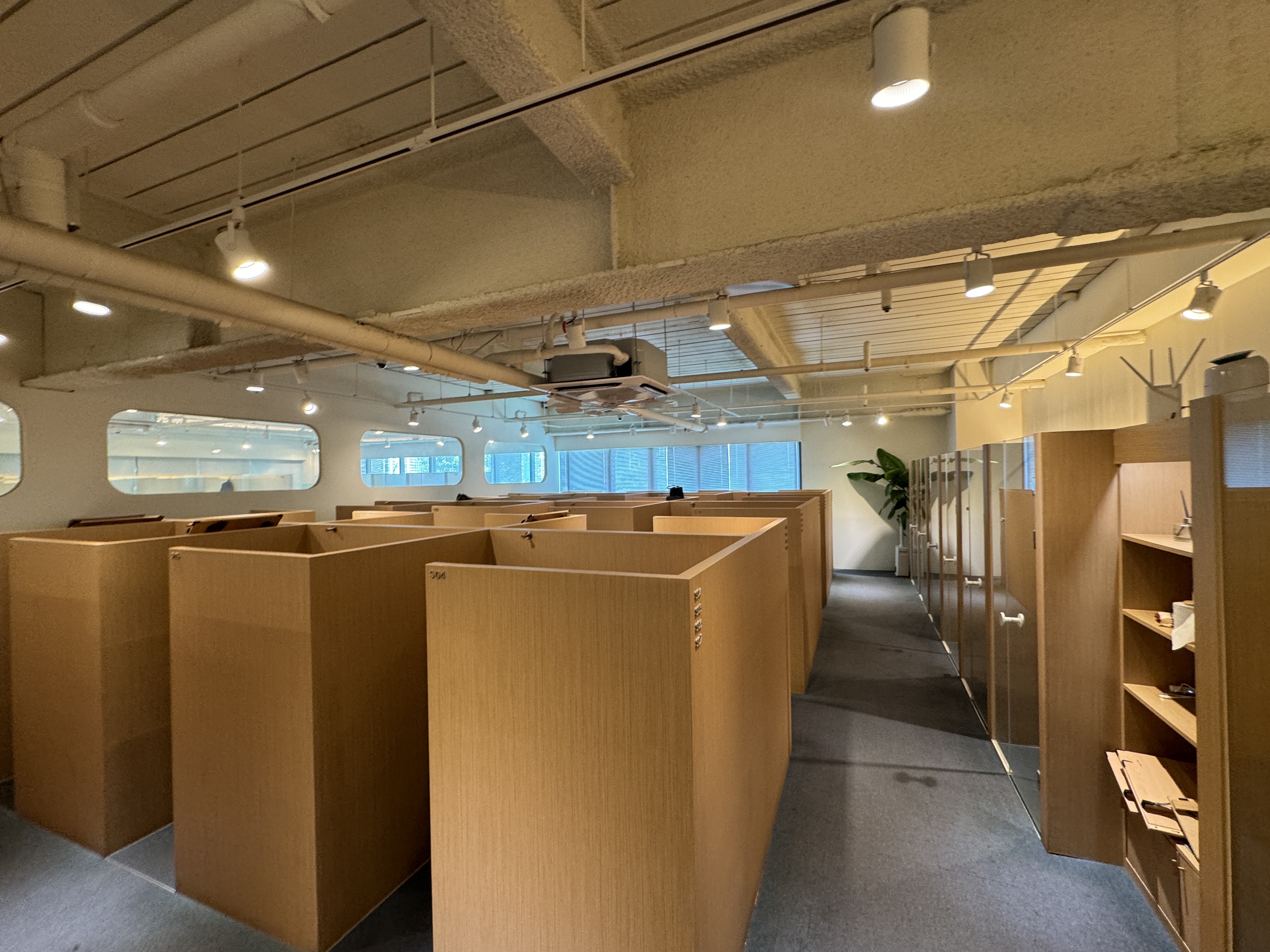 워크앤스터디-스터디존-내부사진