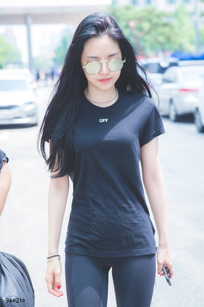 손나은 레깅스 완판녀