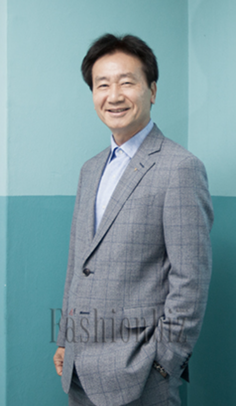 트렉스타 창업주 권동칠 회장 나이 71세 자수성가 백만장자 성공 신화