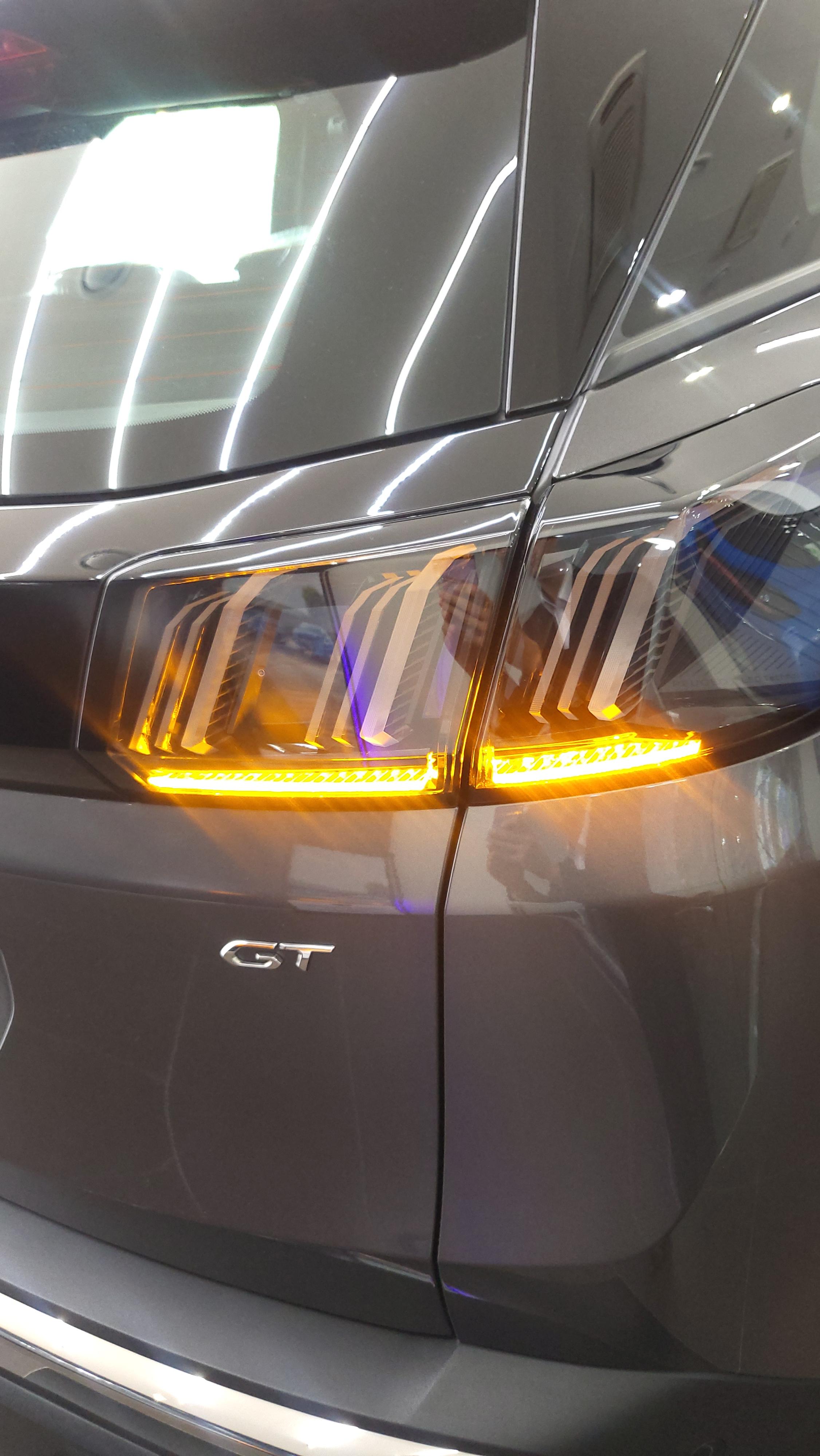 푸조 3008 GT