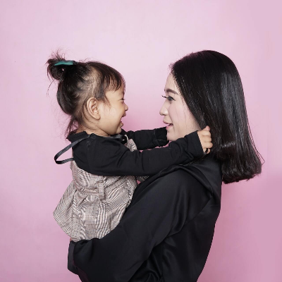 저소득 청소년 한부모 아동양육 