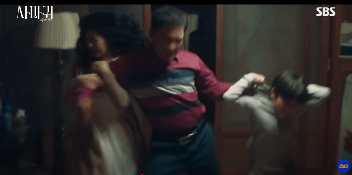 사마귀 : 살인자의 외출 3회