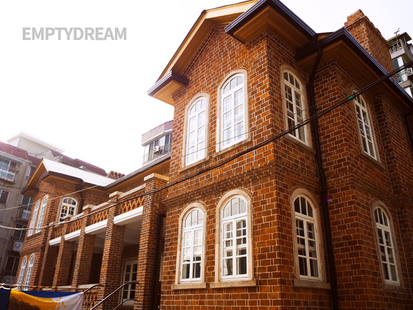 딜쿠샤 Dilkusha 앨버트 테일러 가옥