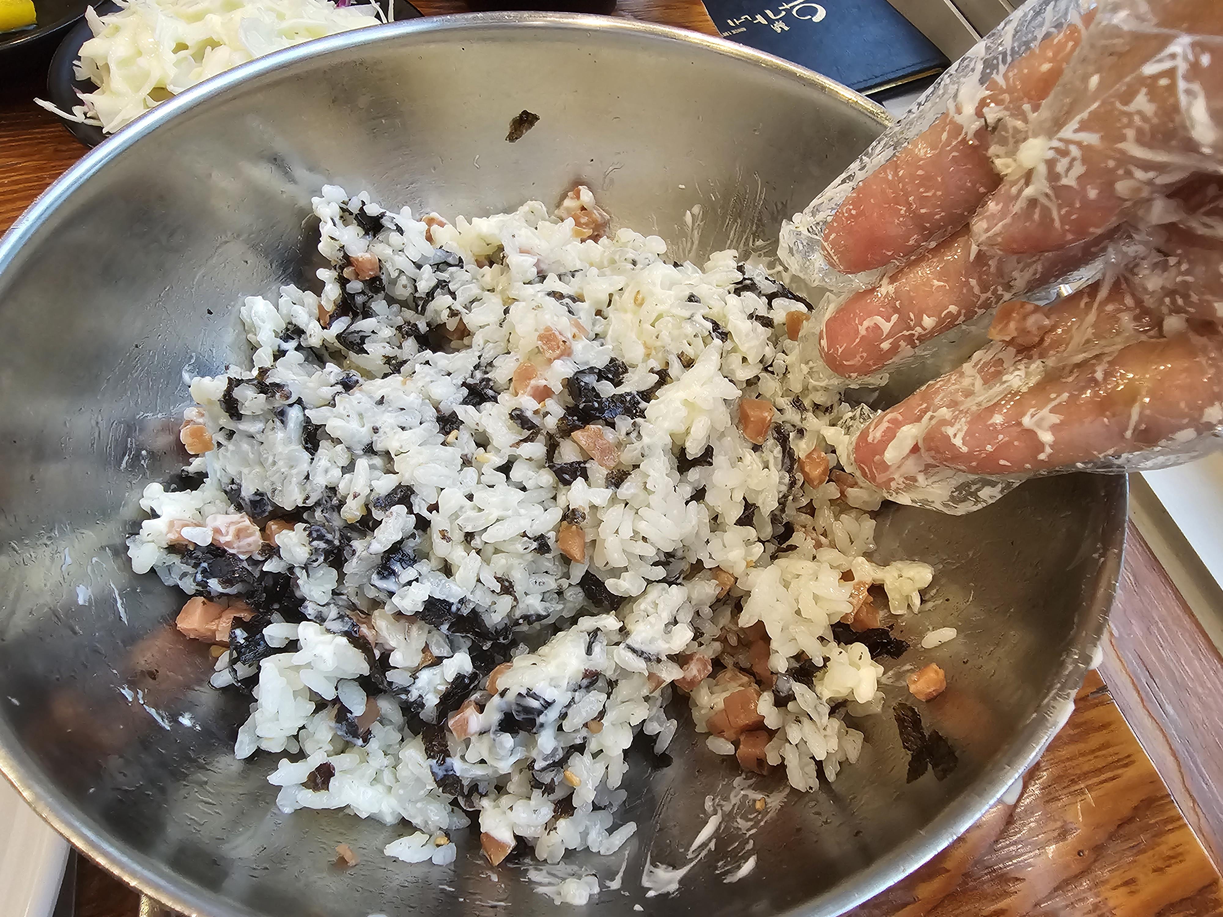 인천_서구_가정동_유가네닭갈비_스팸주먹밥