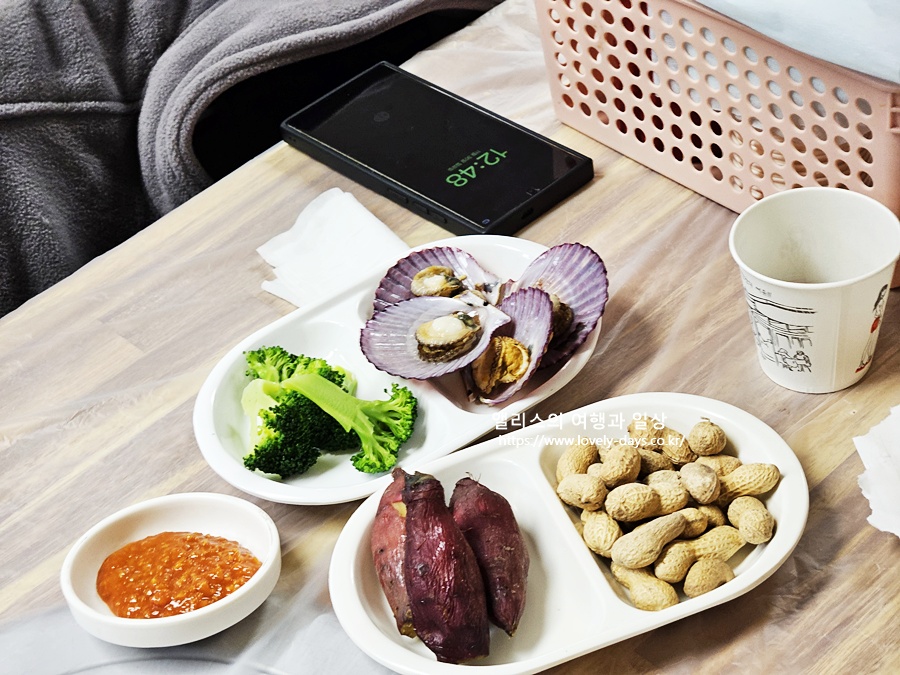 기장 대변항 해녀촌 파래장 해산물 모듬 전복죽 맛집